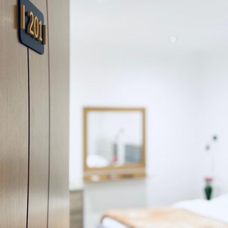 Kutal Park Inn Hotel Përmet Zewnętrze zdjęcie